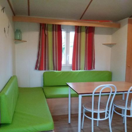 Camping Le Pont D'Allagnon Lempdes sur Allagnon Dış mekan fotoğraf