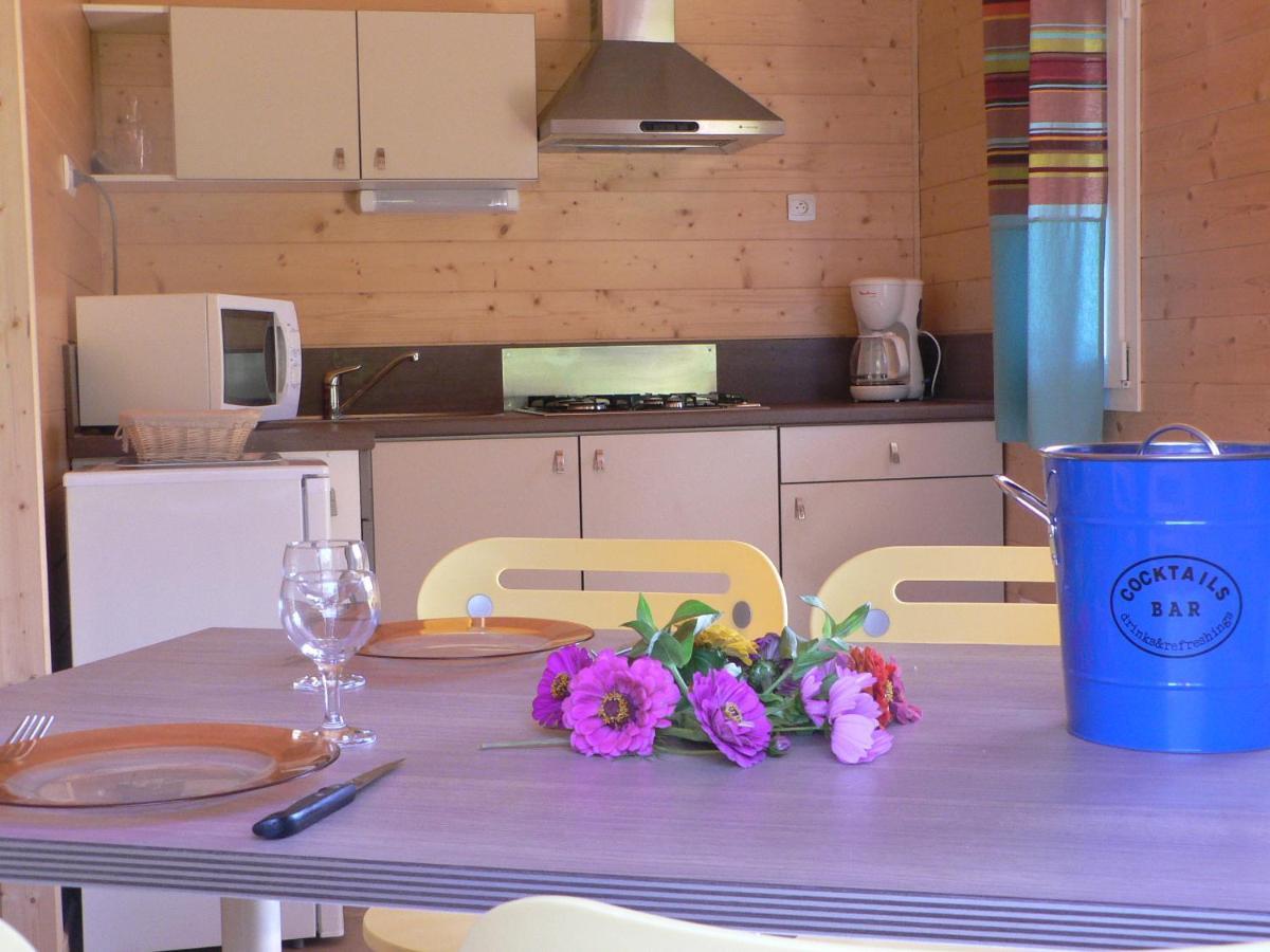 Camping Le Pont D'Allagnon Lempdes sur Allagnon Dış mekan fotoğraf