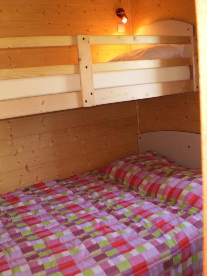 Camping Le Pont D'Allagnon Lempdes sur Allagnon Dış mekan fotoğraf
